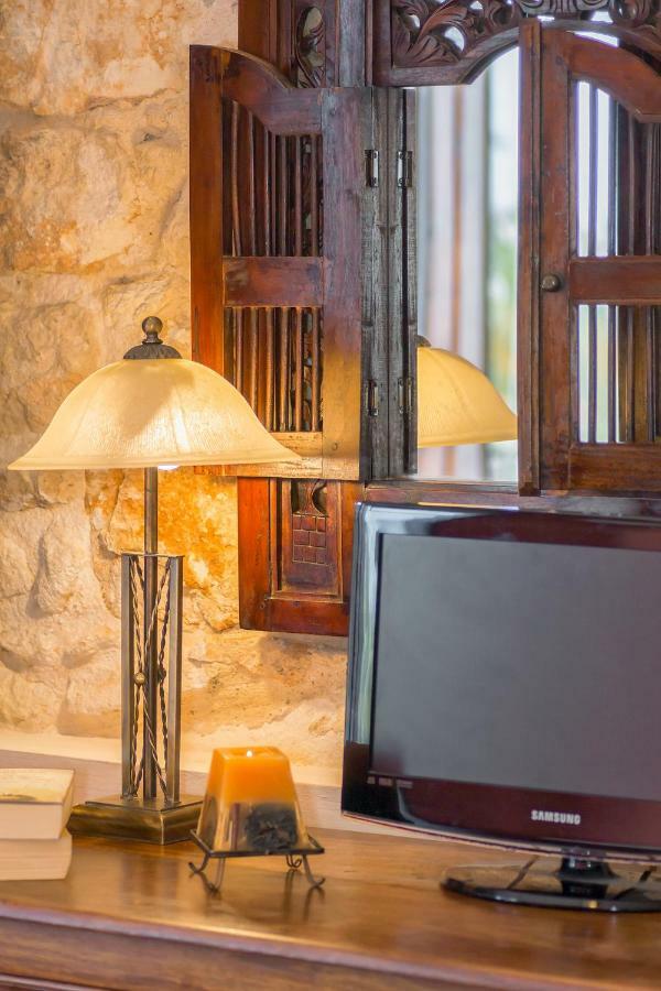 Elois Suites Ретимно Экстерьер фото